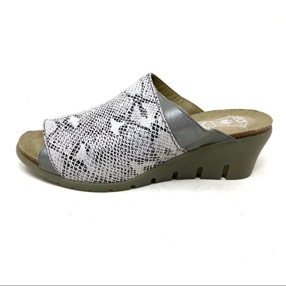 Fly London IDAR569FLY Women's Wedge Mules Snake Print - Picture 1 of 10